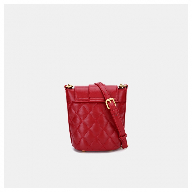 дизайнерская сумка из красной кожаной сумки на ремне 